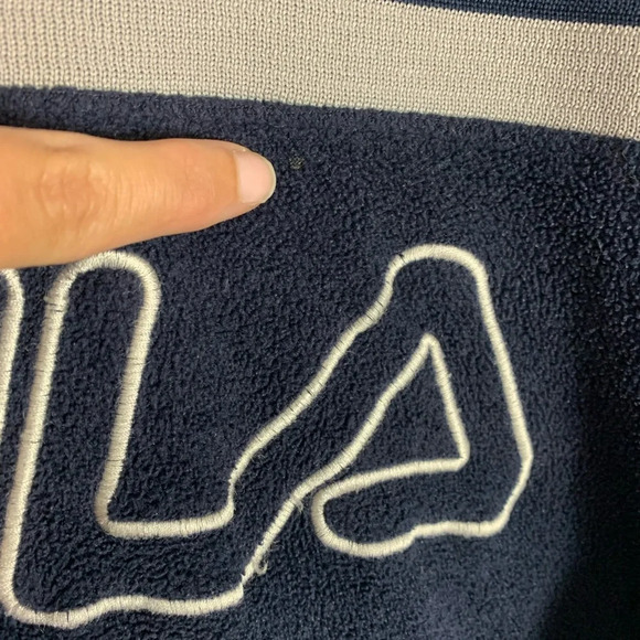 VTG Y2K FILA Pullover Crewneck Sweater Adult Size Large?  Polyester *Flawed - Picture 7 of 12